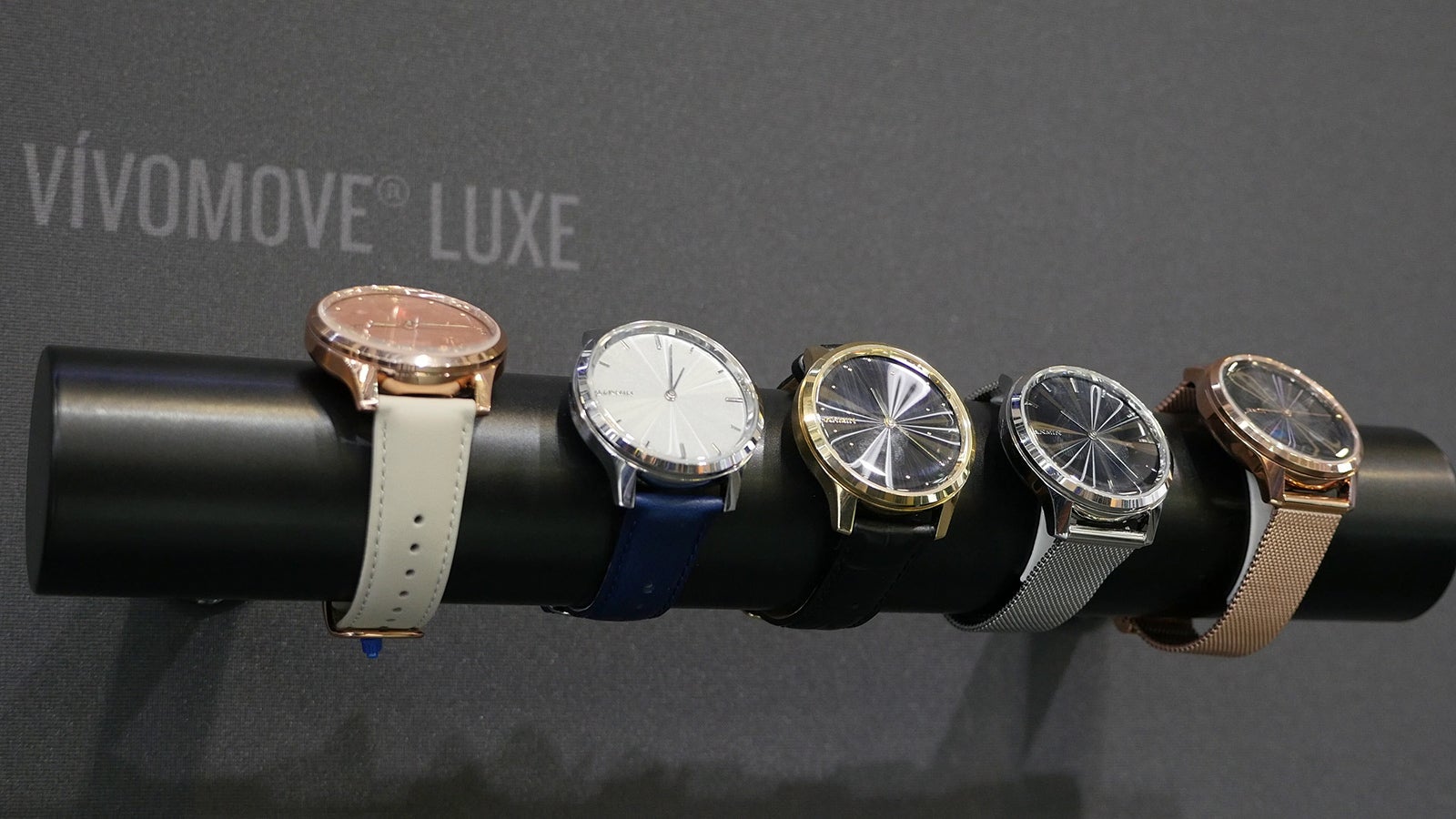 Vivomove Luxe - Garmin Vivomove 3 series: an incredibly classy watch with a hidden smart display (hands-on)