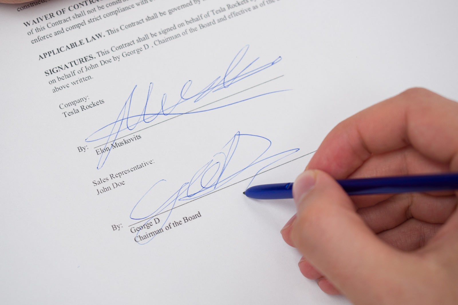 Signing contracts with your S Pen like a boss - Where can Samsung go next with the S Pen?