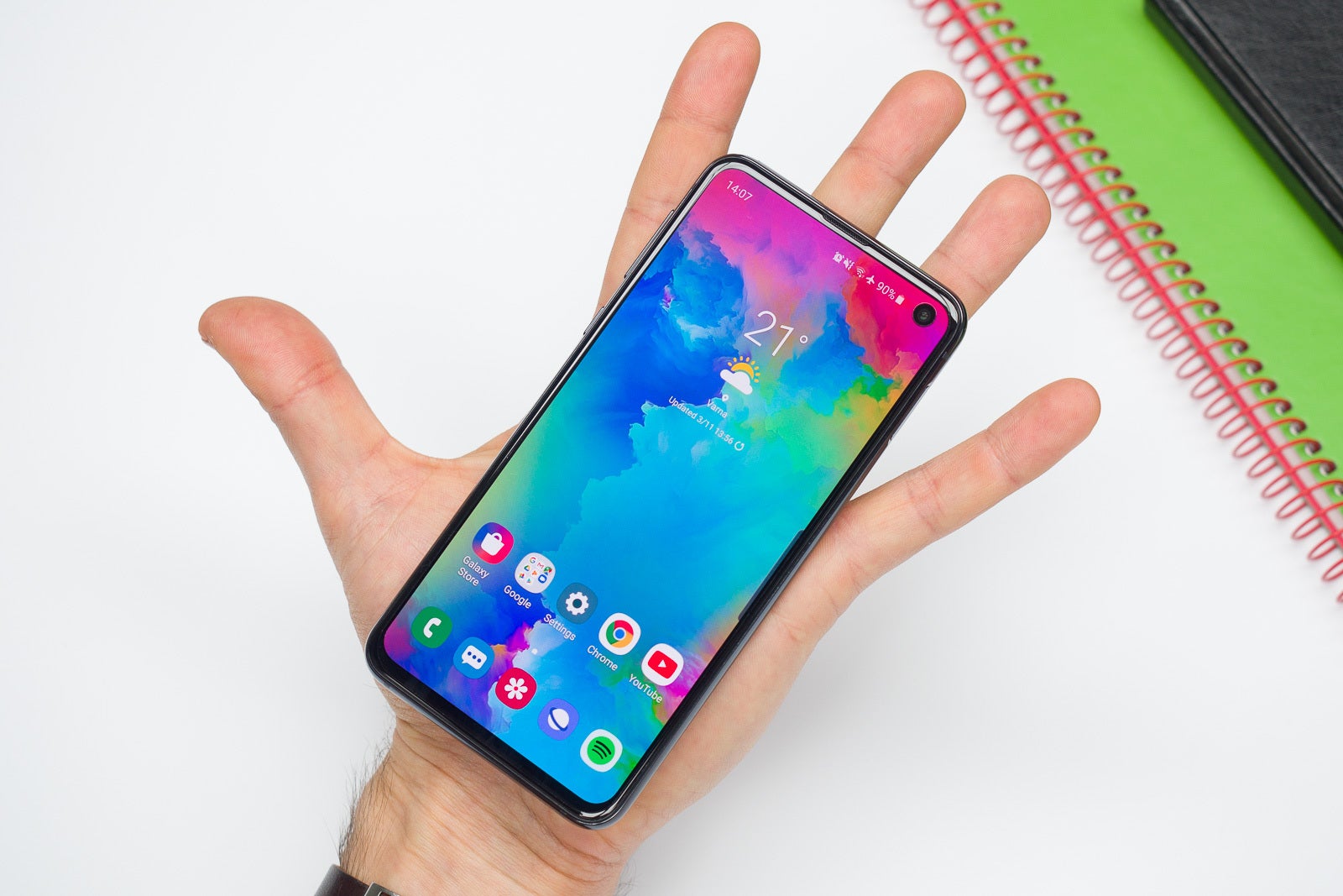 A Galaxy S10e-like phone but with S Pen capabilities? - A Cheaper Galaxy Note smartphone might be on the way
