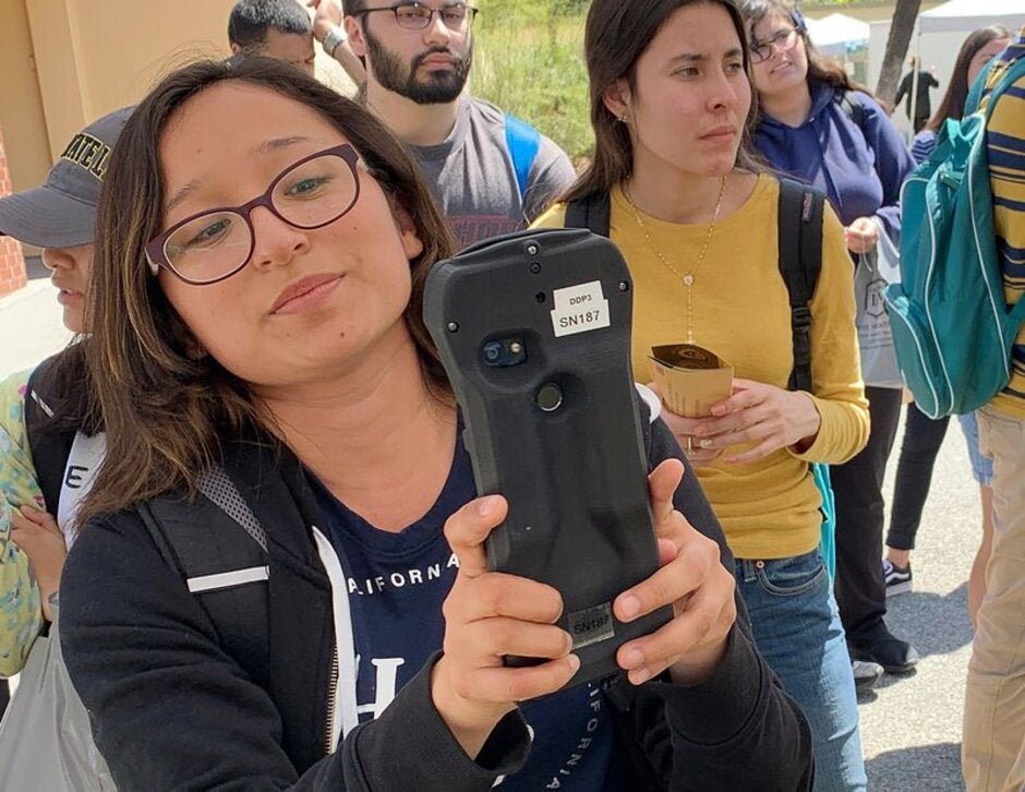 A heavily disguised Pixel 4 collects information to improve Face unlock - Google&#039;s temps told to find homeless and people with darker skin for Face unlock data