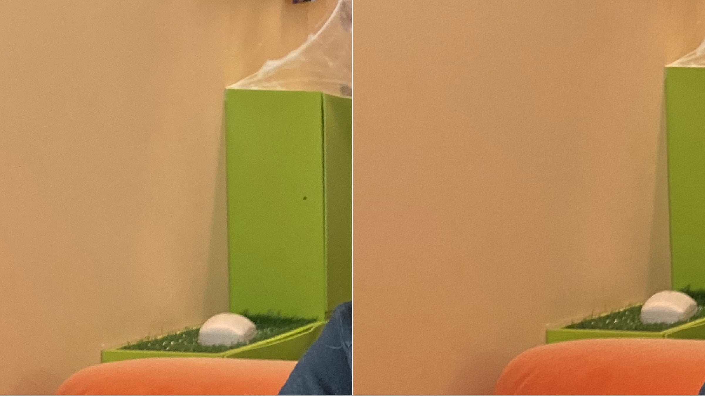 Regular photo on the left, Deep Fusion on the right (crop) - Deep Fusion demo: before and after