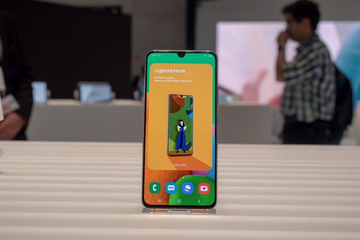 The Galaxy A90 5G is definitely not your typical mid-range device - Samsung Galaxy S10 Lite benchmark lends credence to state-of-the-art specs