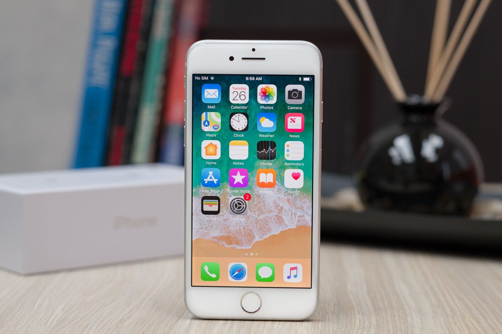 Apple's iPhone SE 2 won't be as popular as first predicted, analyst suggests