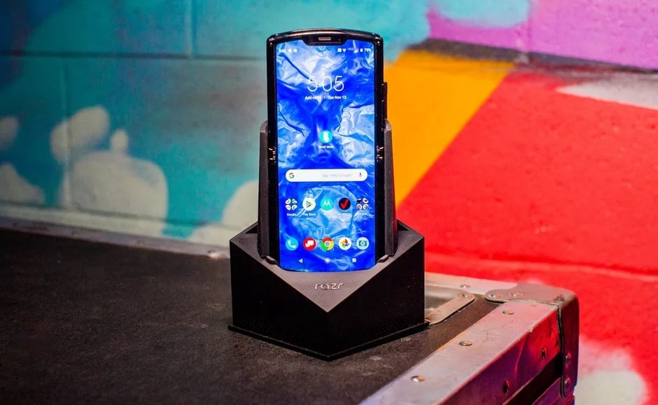 The base of the Razr's box doubles as a stand - Motorola Razr's Retro mode will take users back in time