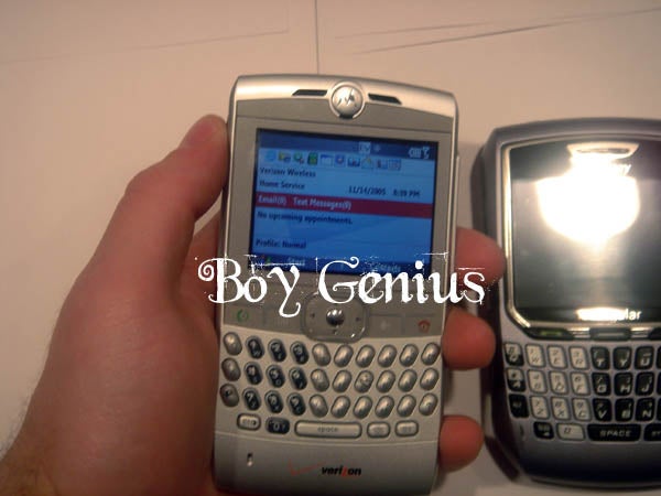 Motorola Q shown with Verizon branding