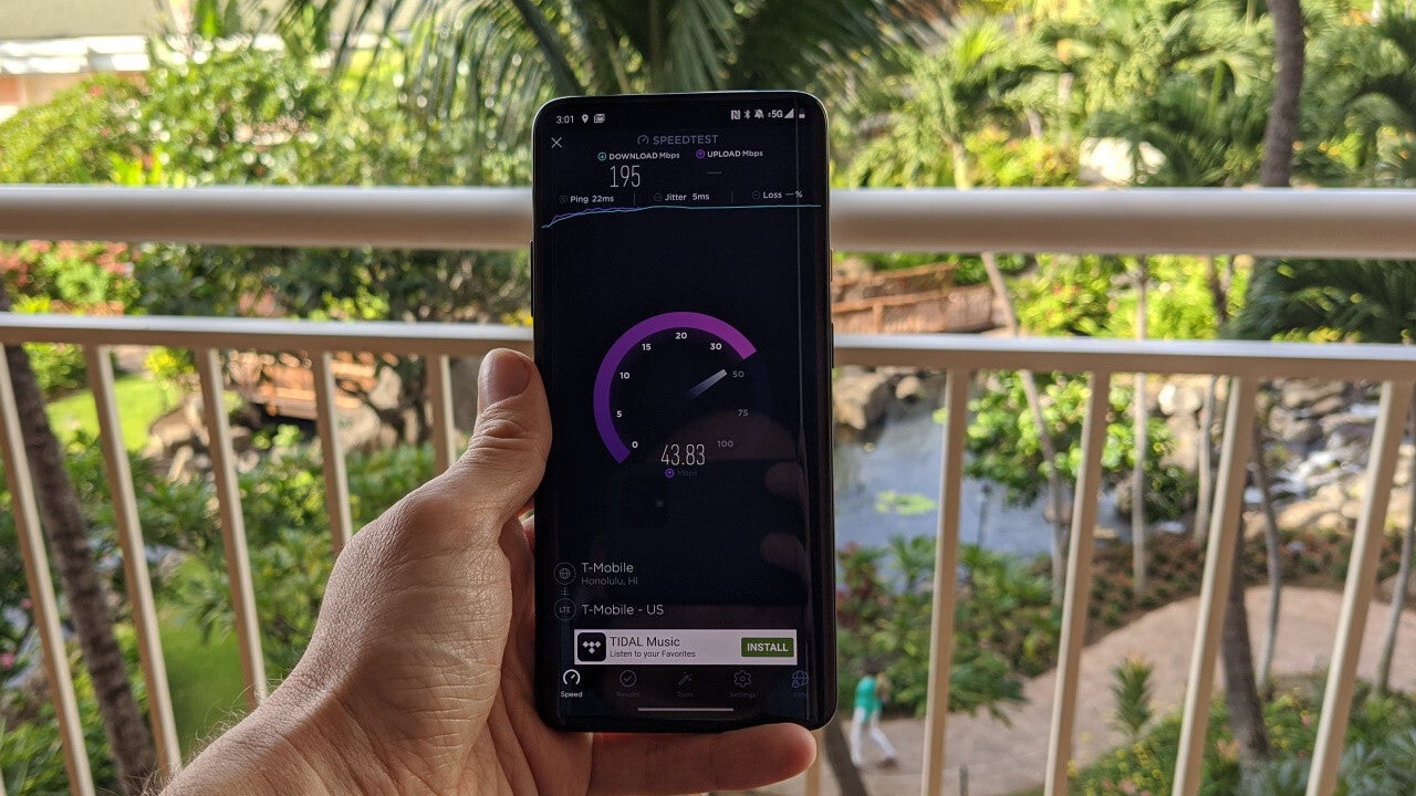 Sascha Segan's real-life T-Mobile 5G low-band test in Hawaii reveals speeds commensurate with the nimblest of 4G bands - T-Mobile's 5G coverage is live, compare with Verizon, AT&T and Sprint 4G speeds by band