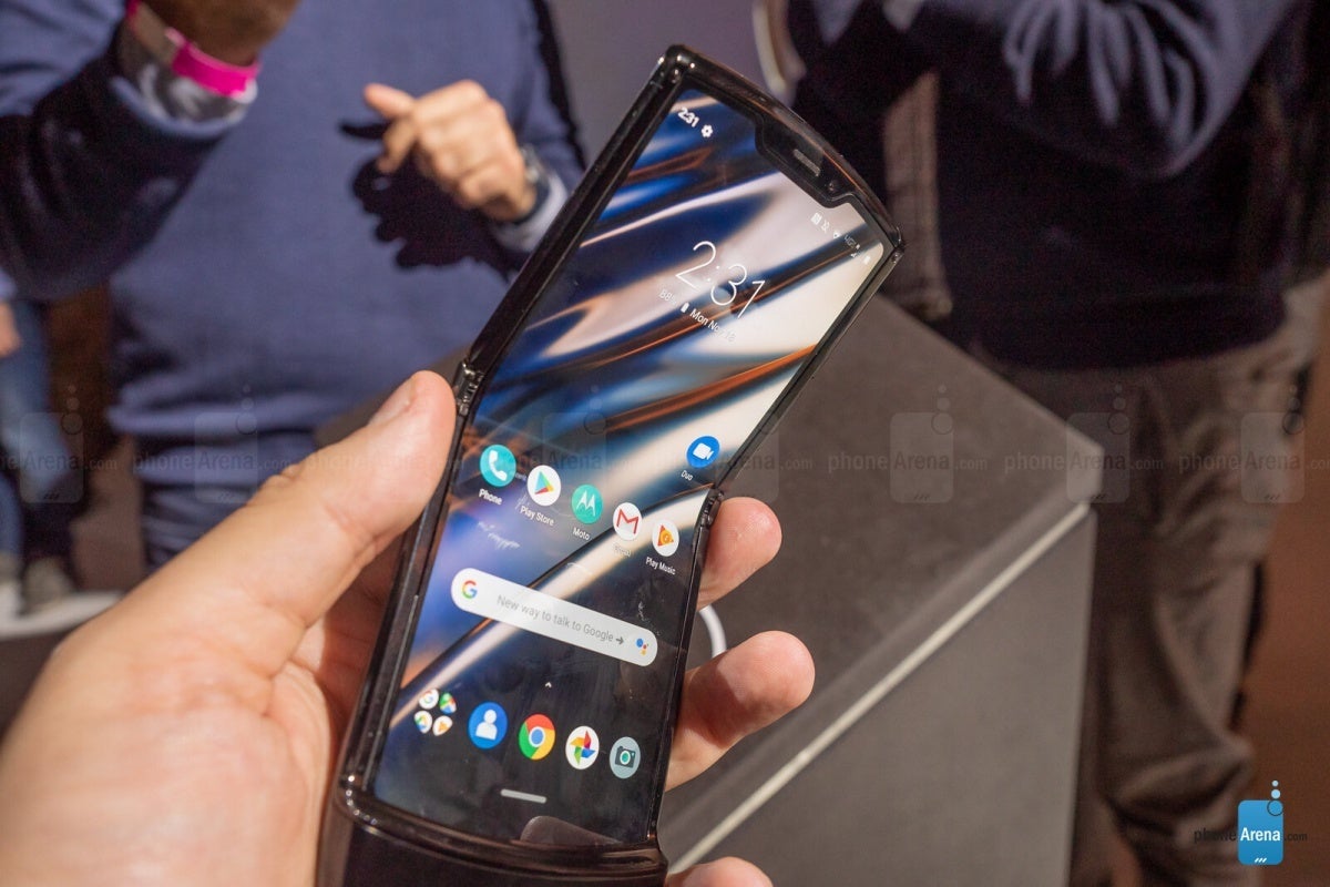 Foldable Motorola Razr gets a new US release date, same extravagant price