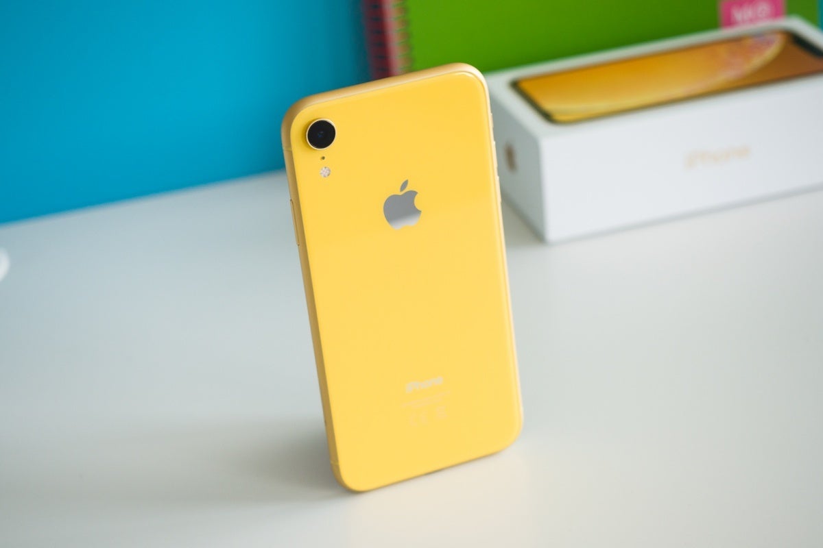 The iPhone XR is still Apple's most important product in India - Samsung loses ground and Apple makes big gains in the world's number two smartphone market