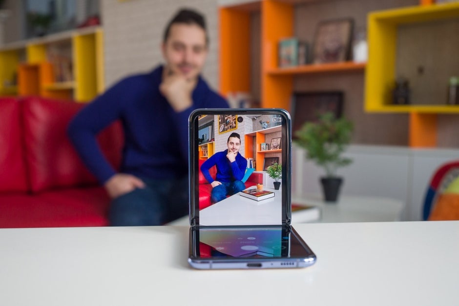 Samsung's Galaxy Z Flip is selling like hotcakes, unlike the Galaxy S20 series