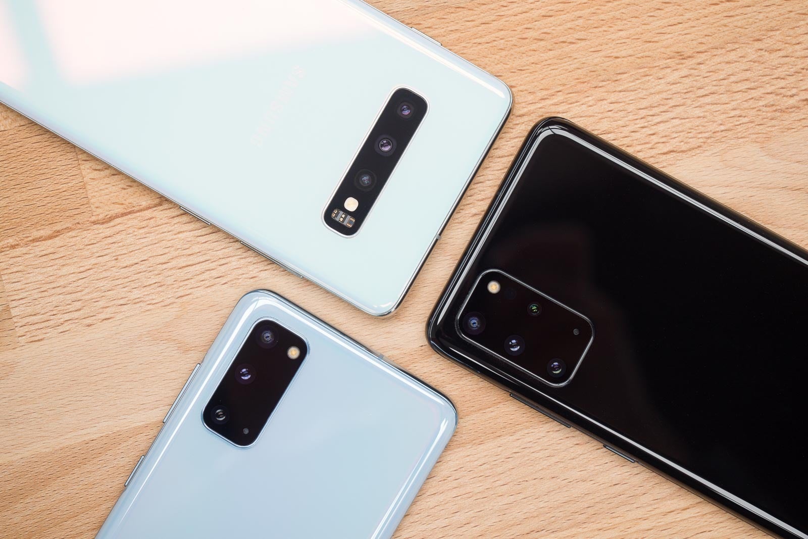 Samsung Galaxy S20+ vs Galaxy S20 vs Galaxy S10+ - Samsung shareholders: why can't you be more like Apple?