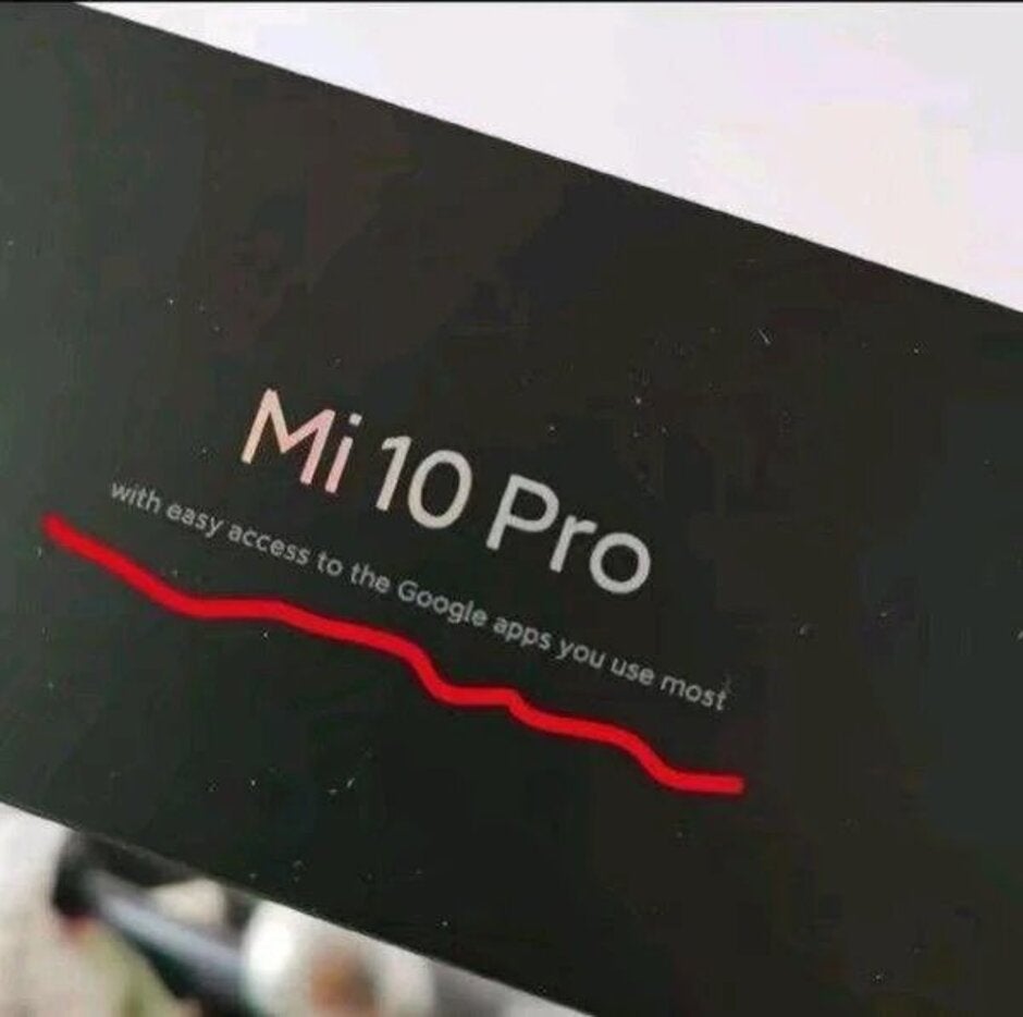 The retail box for the global version of the Mi 10 Pro features a message aimed at Huawei's customers outside of China - Retail box for the 5G-enabled global Xiaomi Mi 10 Pro has a special message for Huawei fans
