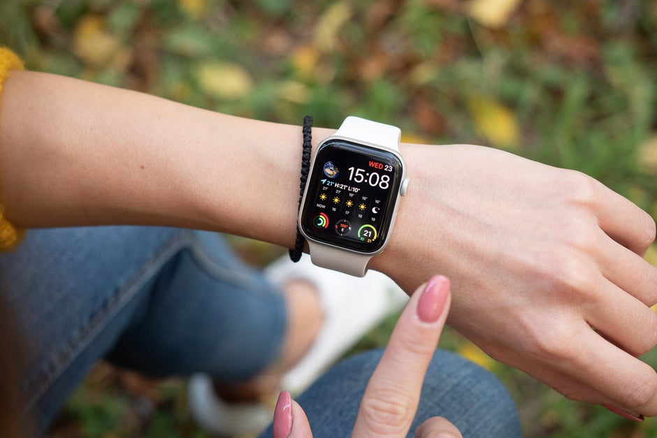 How much does an Apple Watch cost? - PhoneArena