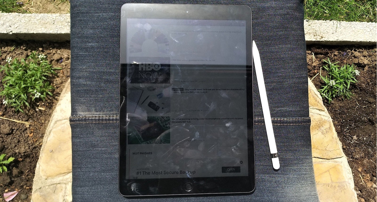 Unlike the more expensive iPads, this one is very reflective, especially under direct sunlight. - How is the budget 2019 iPad holding up in 2020, still worth it?