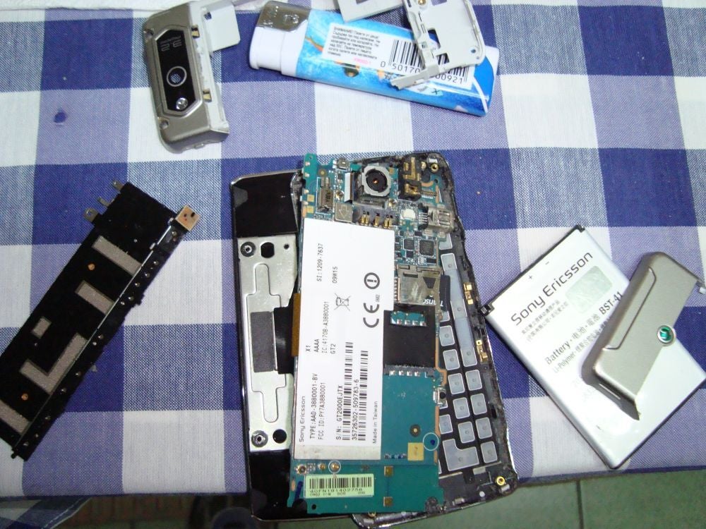 A walk down memory lane: Our favorite phones from the past
