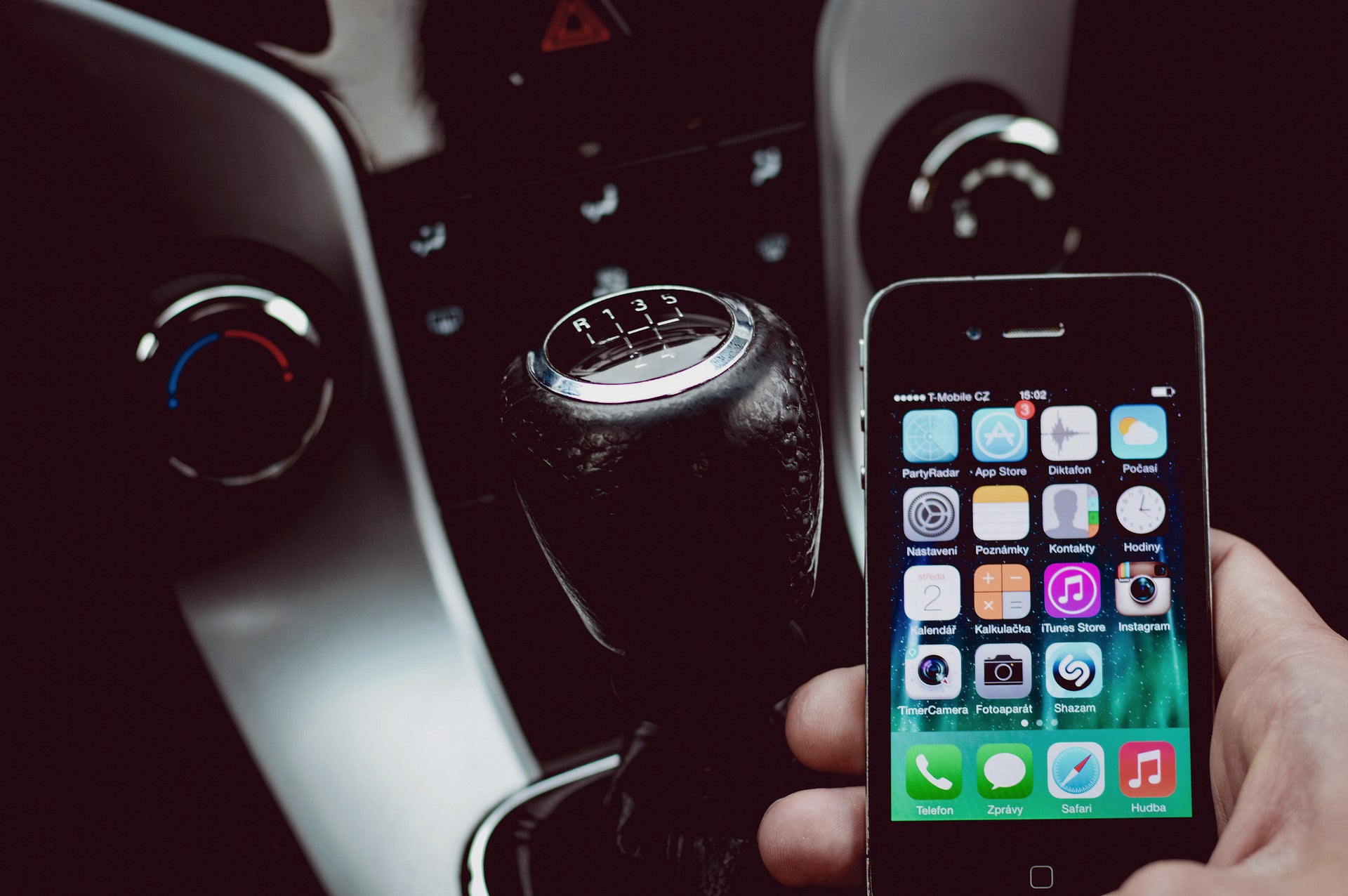 A walk down memory lane: Our favorite phones from the past