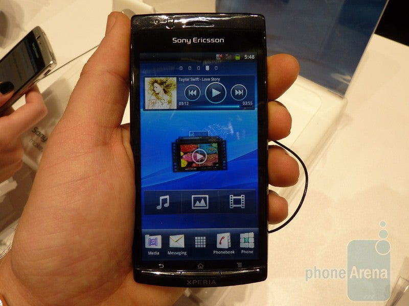 Sony Ericsson Xperia arc Hands-on