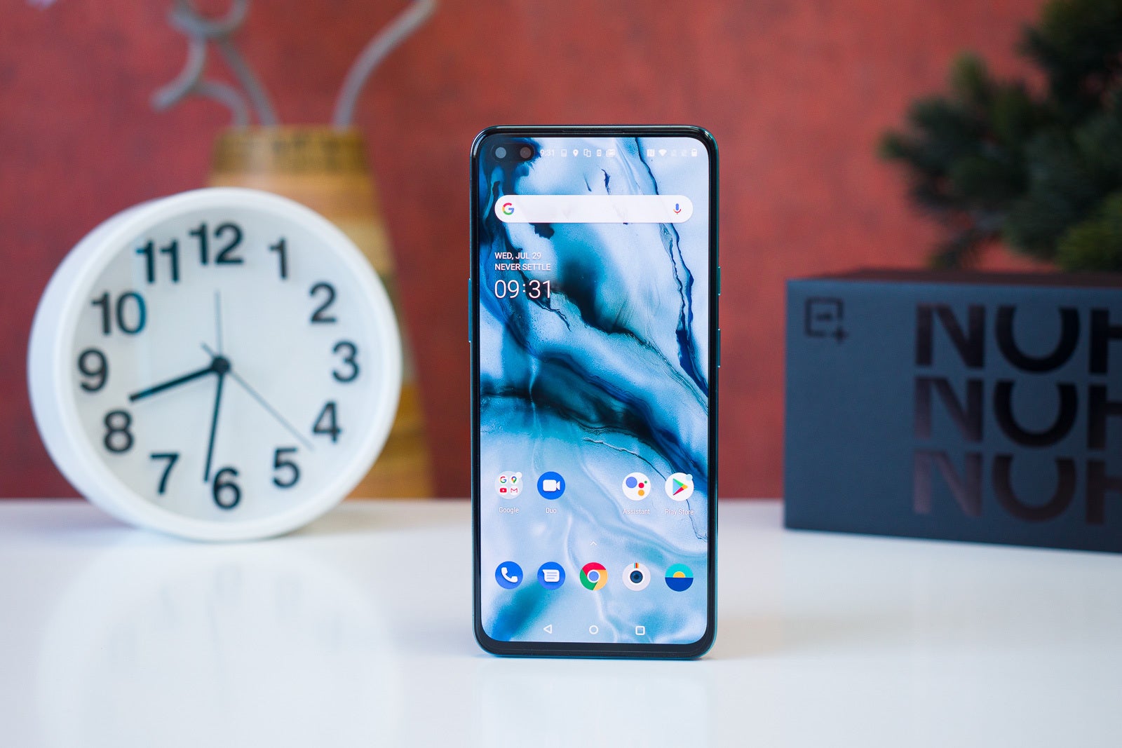 The 5G OnePlus Nord will soon be getting a new matte color