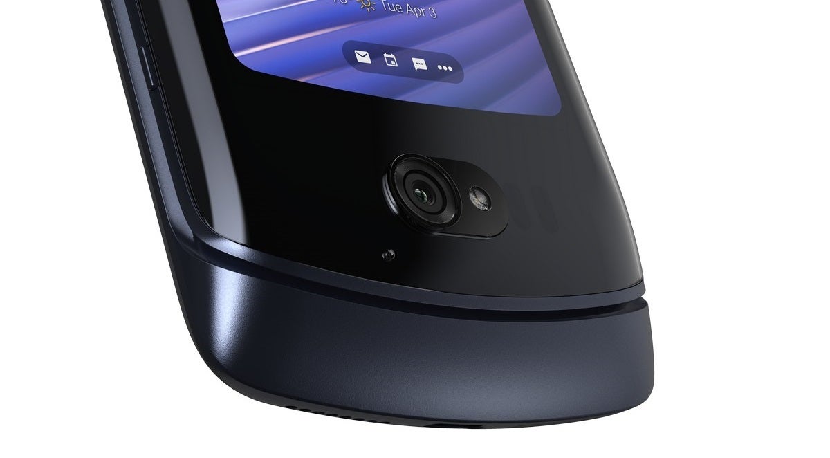 Motorola razr 5G 2020 vs razr 2019: all the major differences