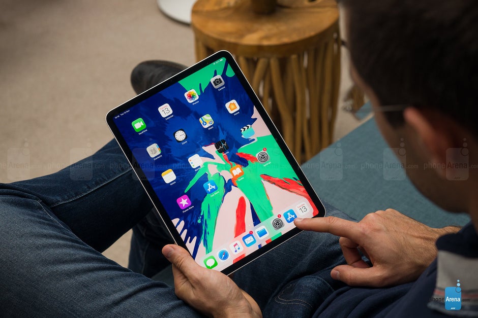 iPad Pro 11 (2018) - iPad Air 4 vs iPad Pro: which one to buy?