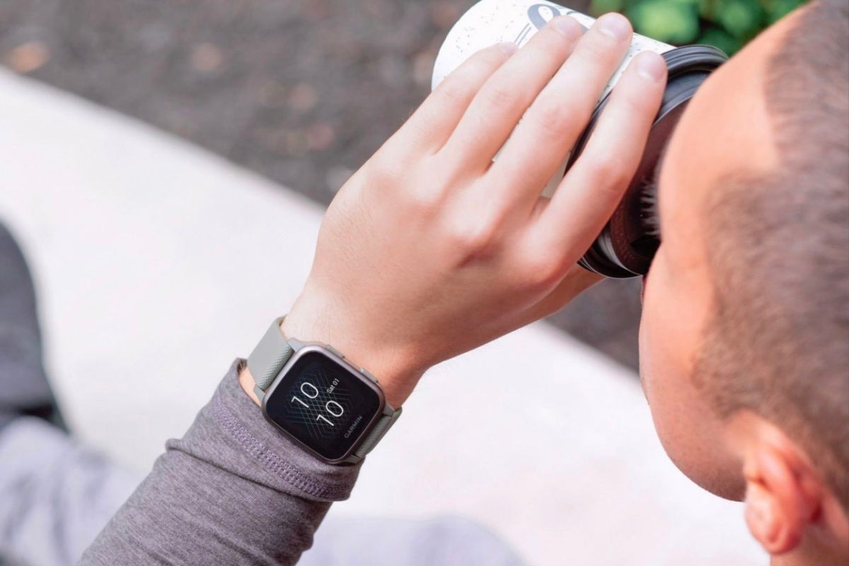 Garmin&#039;s newest feature-packed smartwatch undercuts the Apple Watch SE