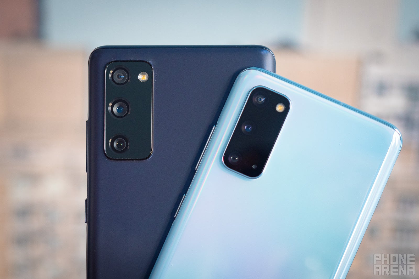 Samsung Galaxy S20 FE vs Galaxy S20: What are the differences?
