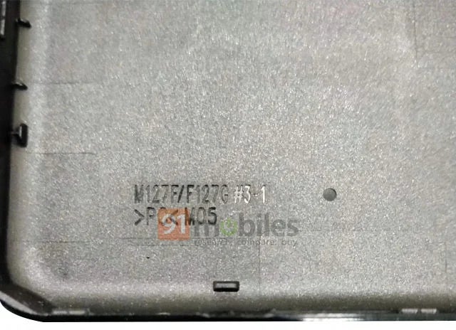 Samsung to launch another smartphone with a humongous 7,000 mAh battery