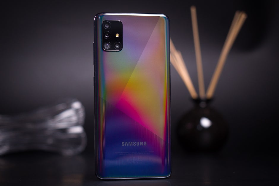  The Samsung Galaxy A51 - The iPhone 11 & iPhone SE outsold every other smartphone last quarter