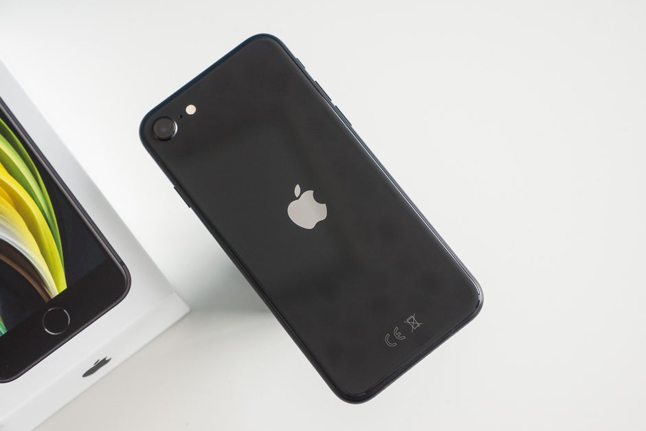   Das Apple iPhone SE (2020) - Das iPhone 11 &  Das iPhone SE hat im letzten Quartal jedes andere Smartphone übertroffen