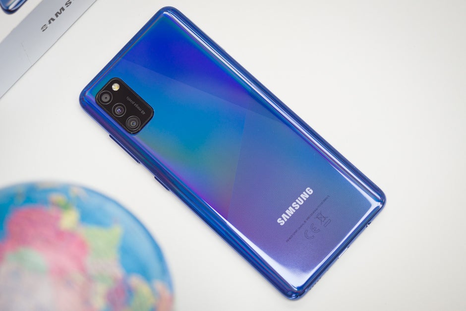  Samsung Galaxy A41 - Huawei's smartphone shipments dropped almost 60% in Western Europe last quarter