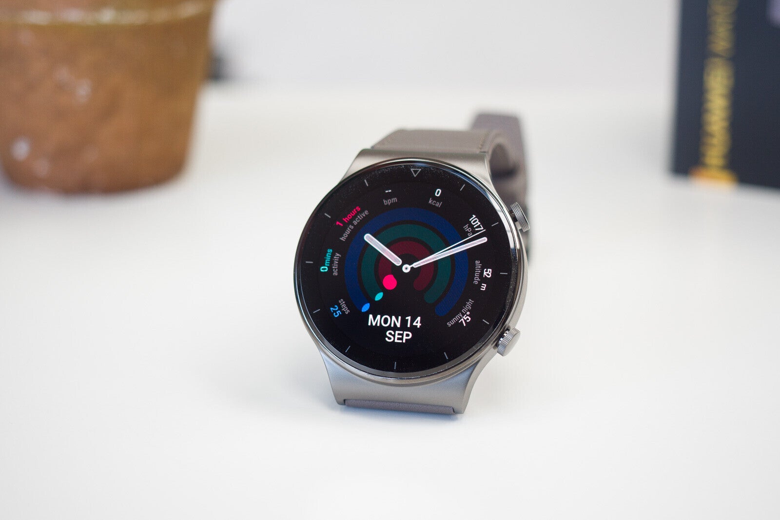 Huawei Watch GT 2 Pro - The Apple Watch and Galaxy Watch 3 were very popular last quarter