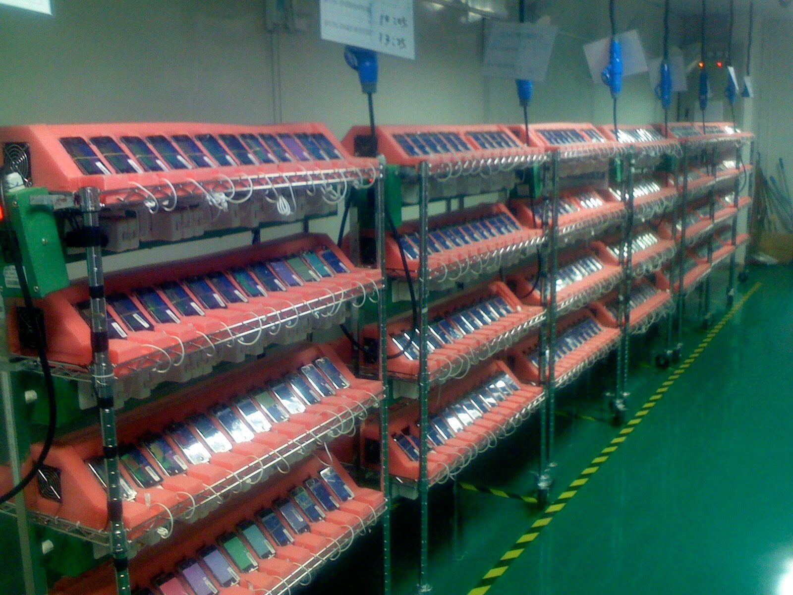 Photo of the OG iPhone being assembled at Foxconn in 2007 - Historic photos show the OG Apple iPhone getting assembled in 2007