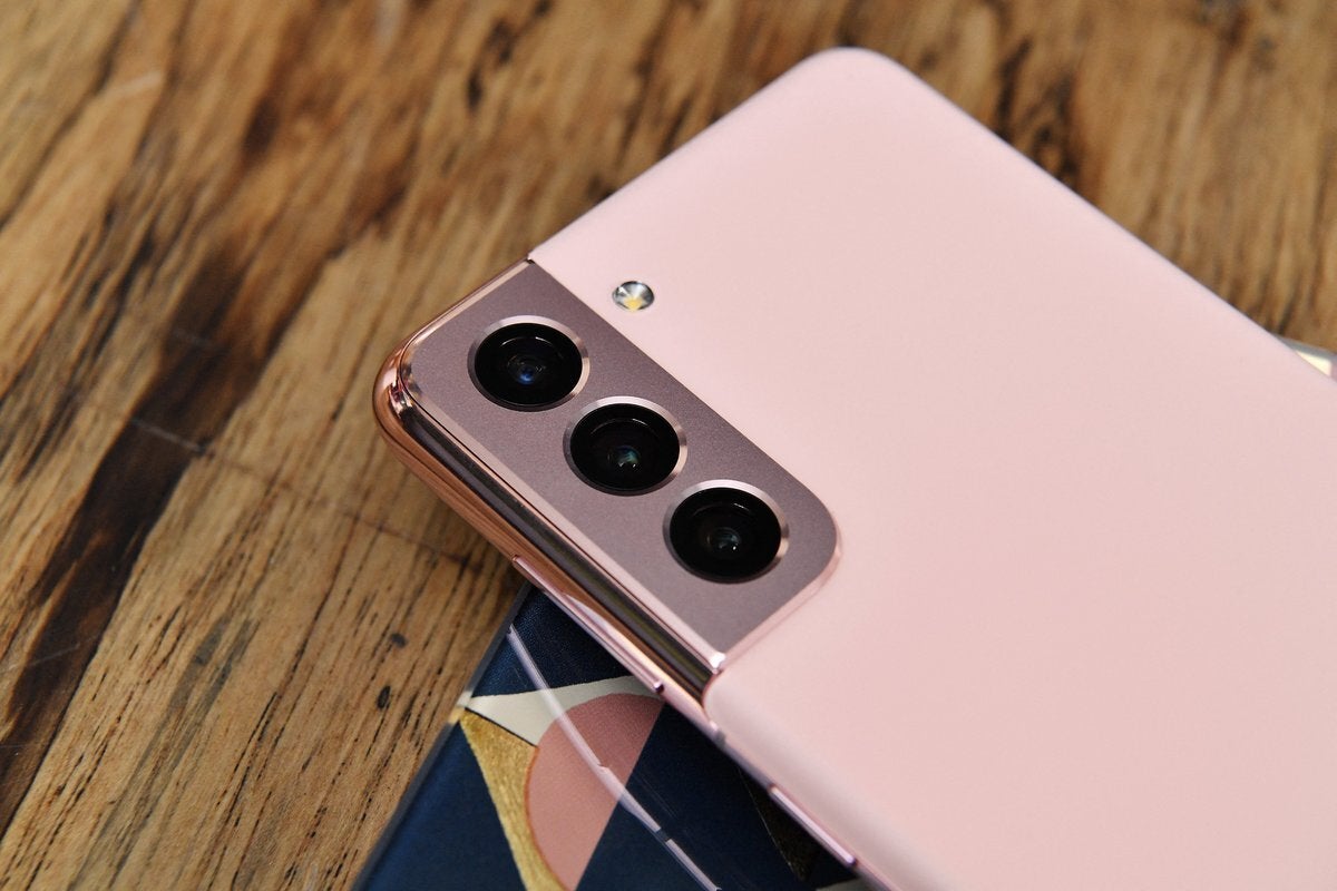 Samsung Galaxy S21 in Phantom Pink - Here's how much the Samsung Galaxy S21 series could cost