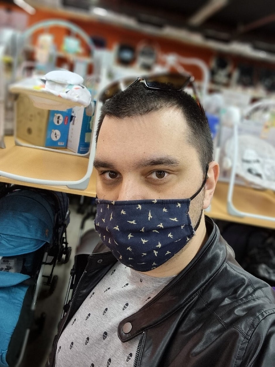 Galaxy S21 Ultra - Galaxy S21 Ultra vs iPhone 12 Pro Max, Pixel 5, Note 20 Ultra selfie camera comparison