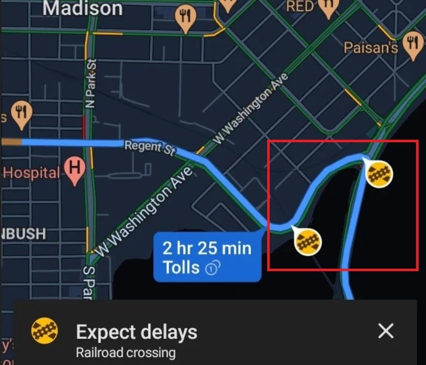 Some Google Maps users are starting to receive notifications when they approach a railroad crossing - Google Maps adds another useful feature from Waze