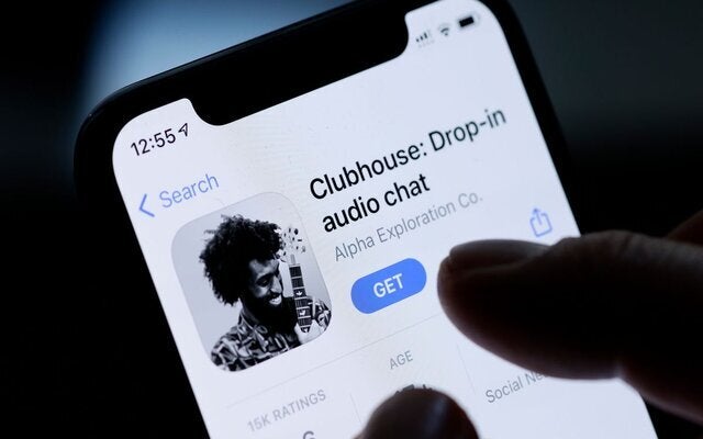 Clubhouse and Twitter discussed a $4 billion deal - Twitter was in talks to buy Clubhouse for as much as $4 billion