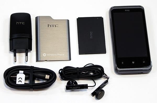 HTC 7 Pro receives its first unboxing process in Germany