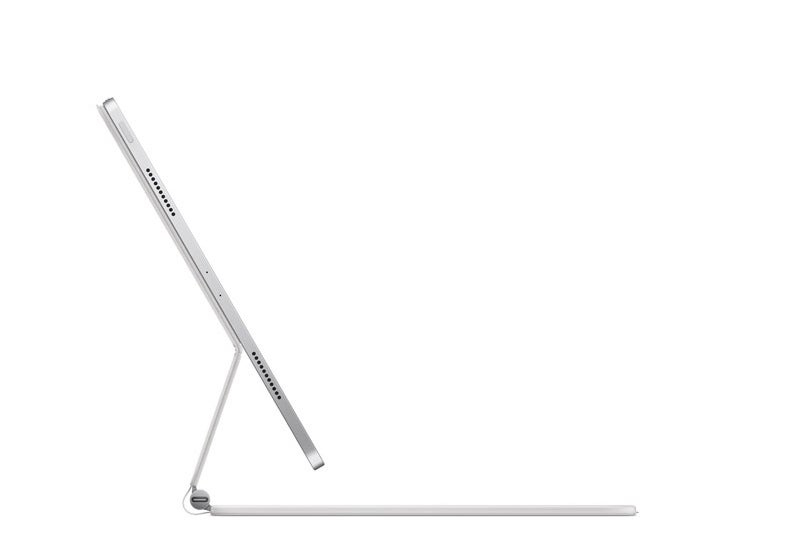 Which Apple iPad accessories are compatible with the new iPad Pro (2021)