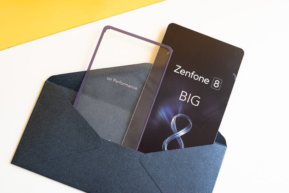 Asus taquine le Zenfone 8 compact mais puissant avec une invitation mignonne