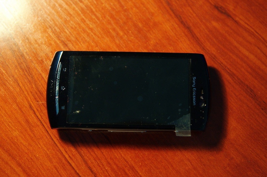 Images of the Sony Ericsson Xperia Neo leaked again