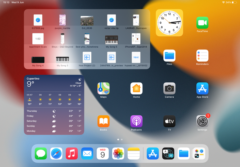Widget iPad sekarang dapat ditempatkan di mana saja di layar beranda, bisa lebih besar, dan kami bahkan mendapatkan widget File (kiri atas) - iPadOS 15 langsung – lihat fitur-fitur baru!