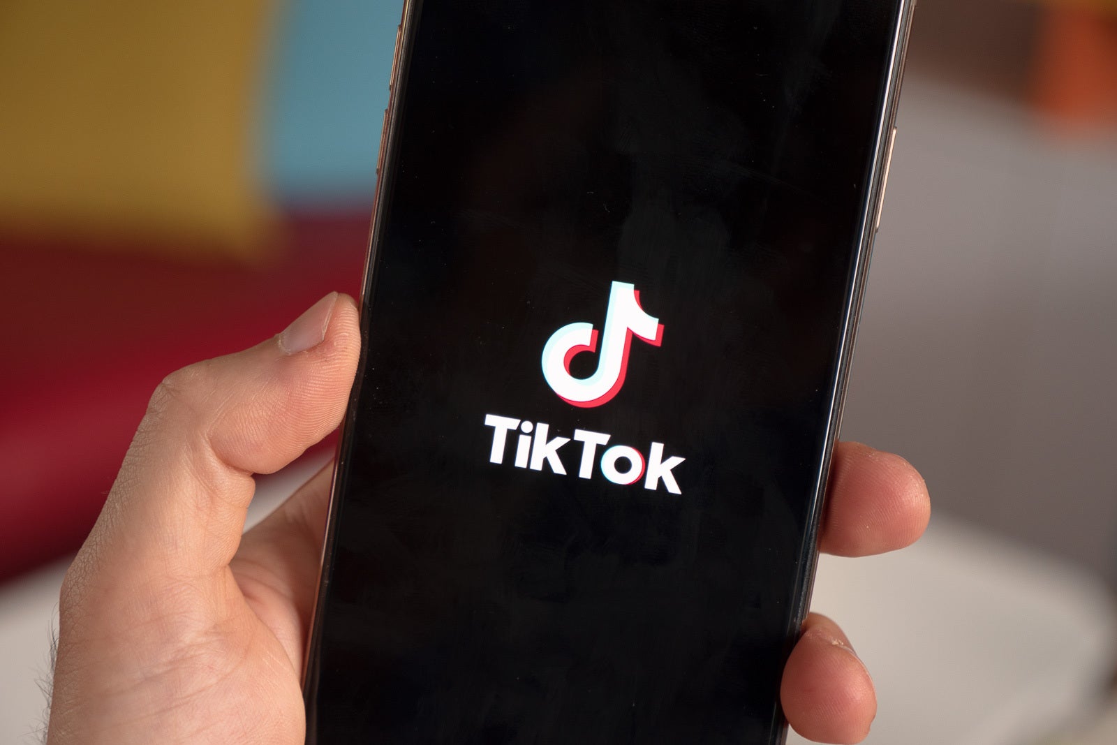 President Biden reverses ex-President Trump's Executive Orders against TikTok and WeChat - Biden reverses Trump's U.S. "death penalty" on TikTok and WeChat while investigations still linger