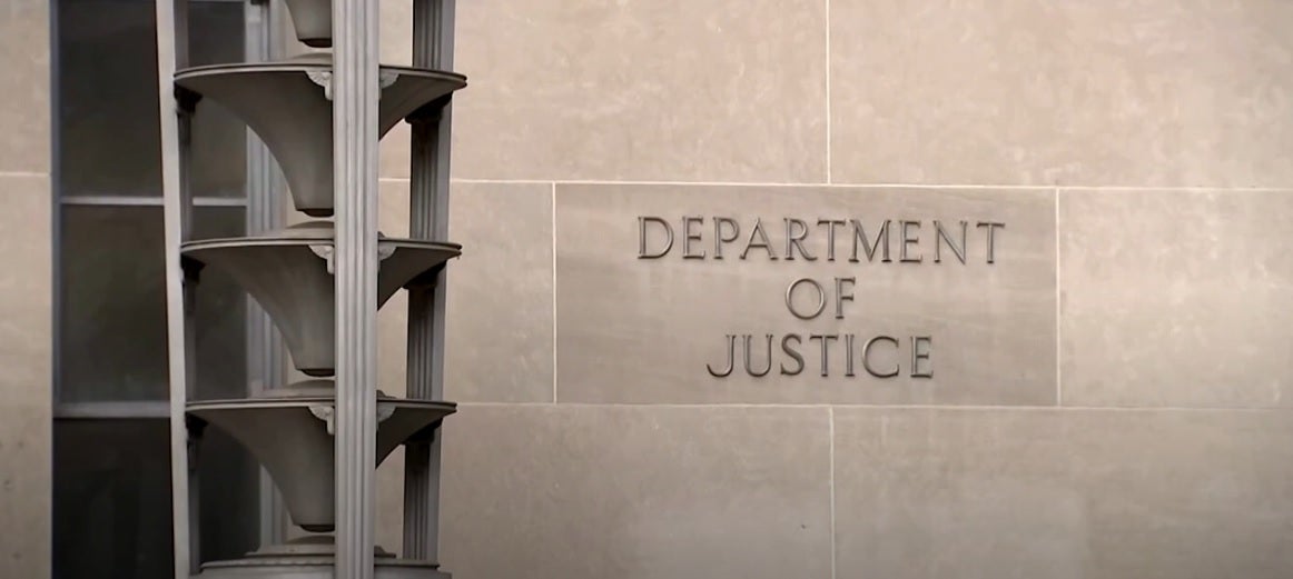 Apple received a subpoena for information from the Department of Justice - Apple changes the way it will respond to legal requests after receiving subpoenas from the DOJ