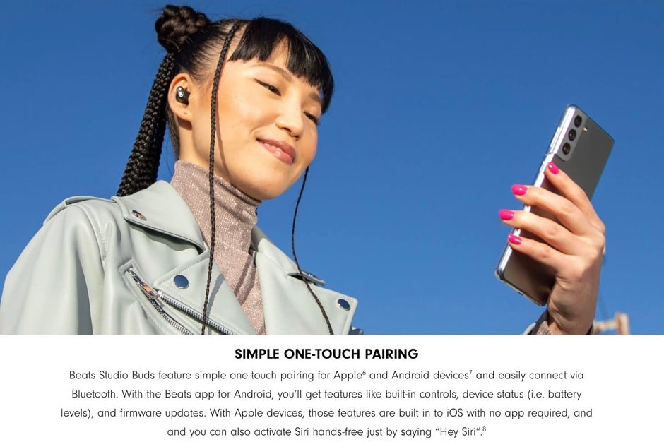 Apple uses Samsung phone to promote one of its products