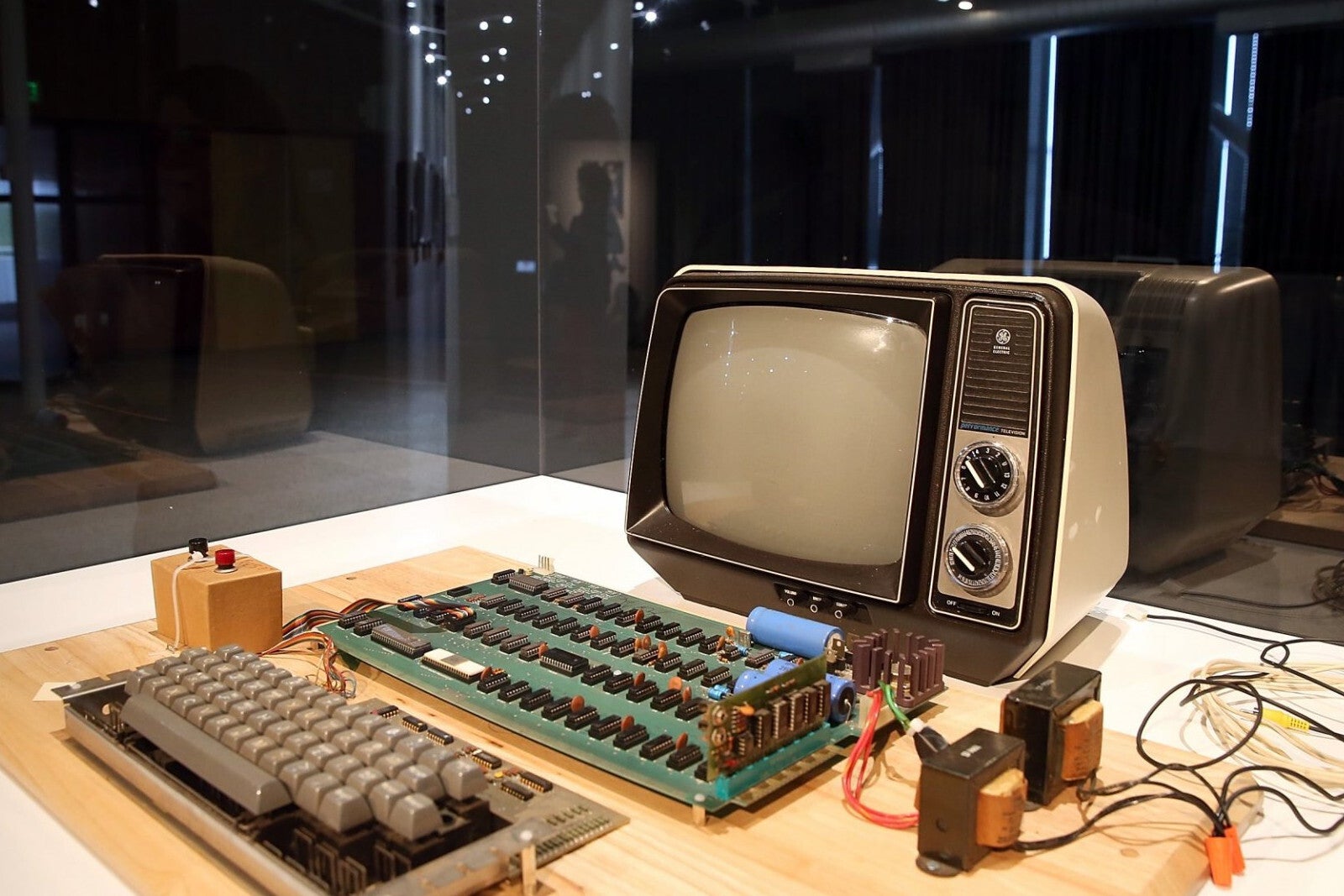 The first Apple computer, product of Wozniak's ingenuity and the offerings of open-source technology - Apple co-founder Steve Wozniak releases video in support of right-to-repair