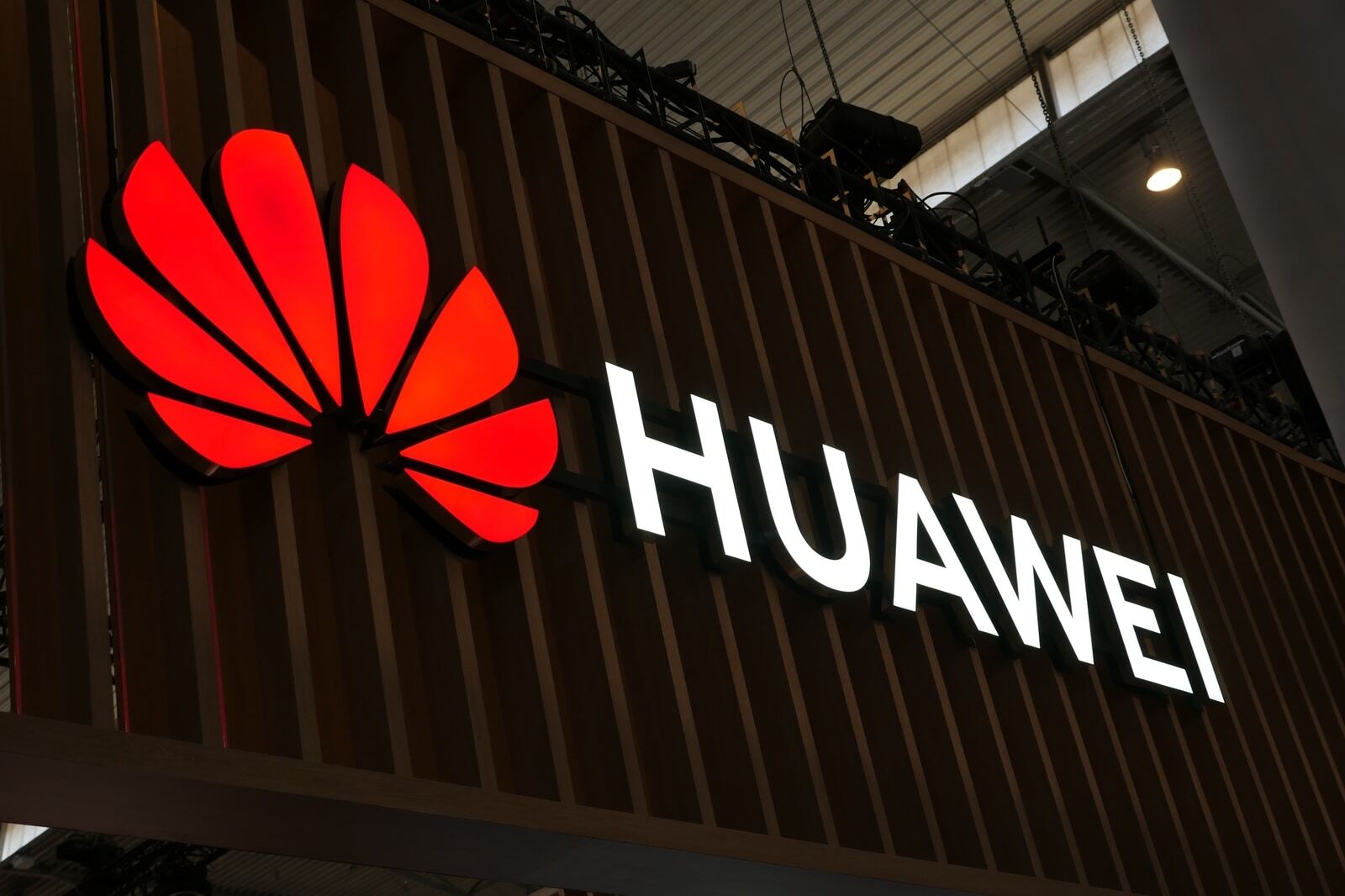 Huawei's no longer a top-five smartphone brand in China