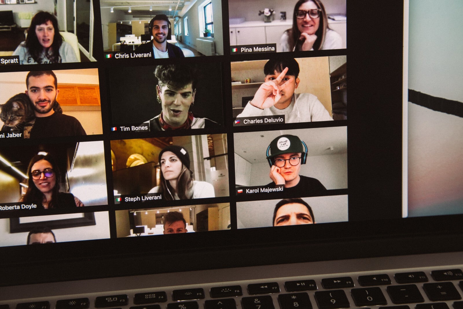 Zoom will owe you $15 after lawsuit for lying about encryption