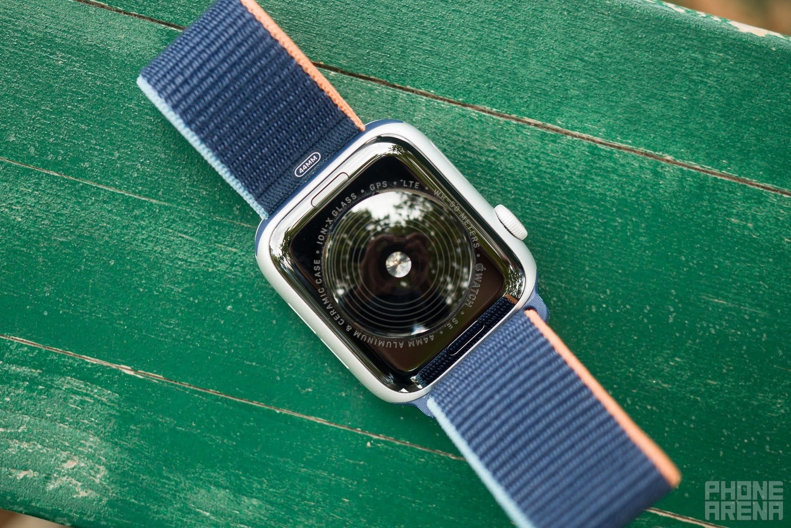 Apple Watch - 1; Burglar - 0. In a story that almost sounds like straight out of a movie