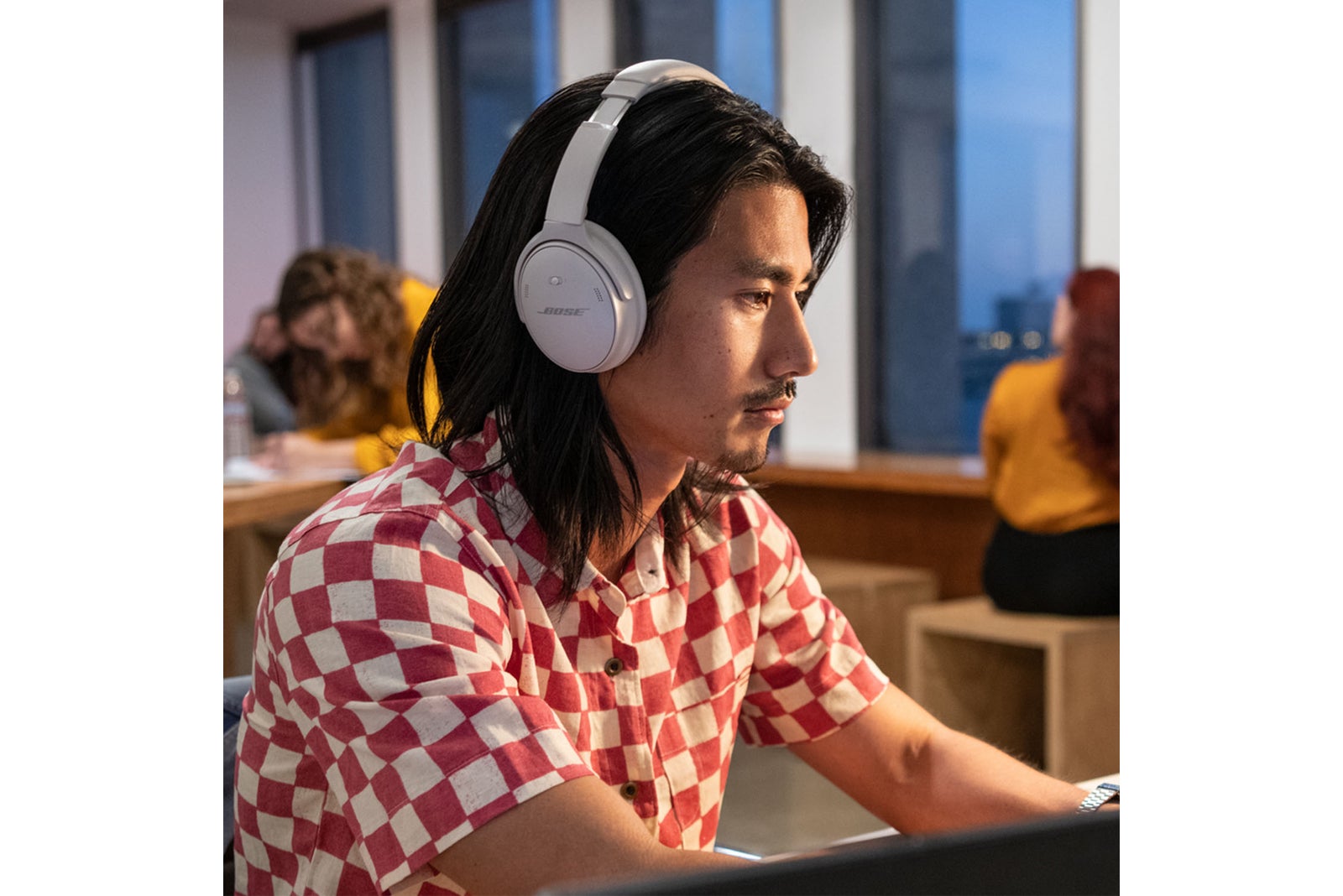 Bose QuietComfort 45 Noise-Cancelling Headphones are finally here!