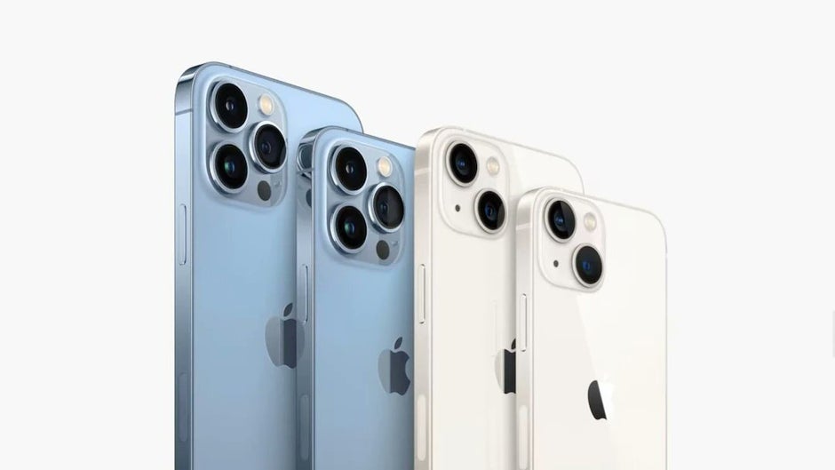 This is NOT how Apple's iPhone 14 lineup is going to look like. - Hi and Goodbye iPhone 13 Mini: iPhone 14 Max to replace Apple’s biggest small mistake - but why?