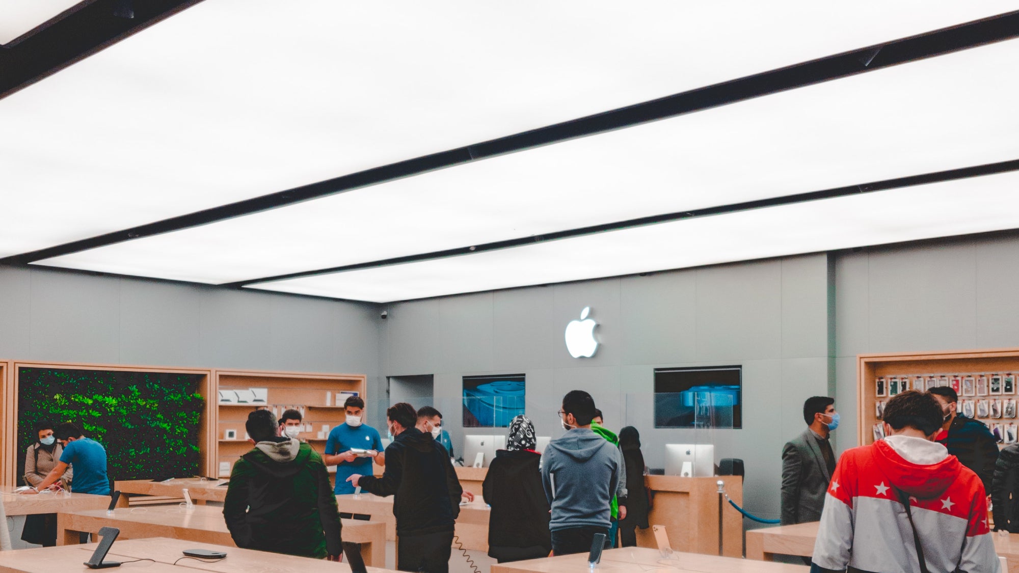 Facebook is down? Welcome to Apple&#039;s invisible social media platform - no Android users allowed